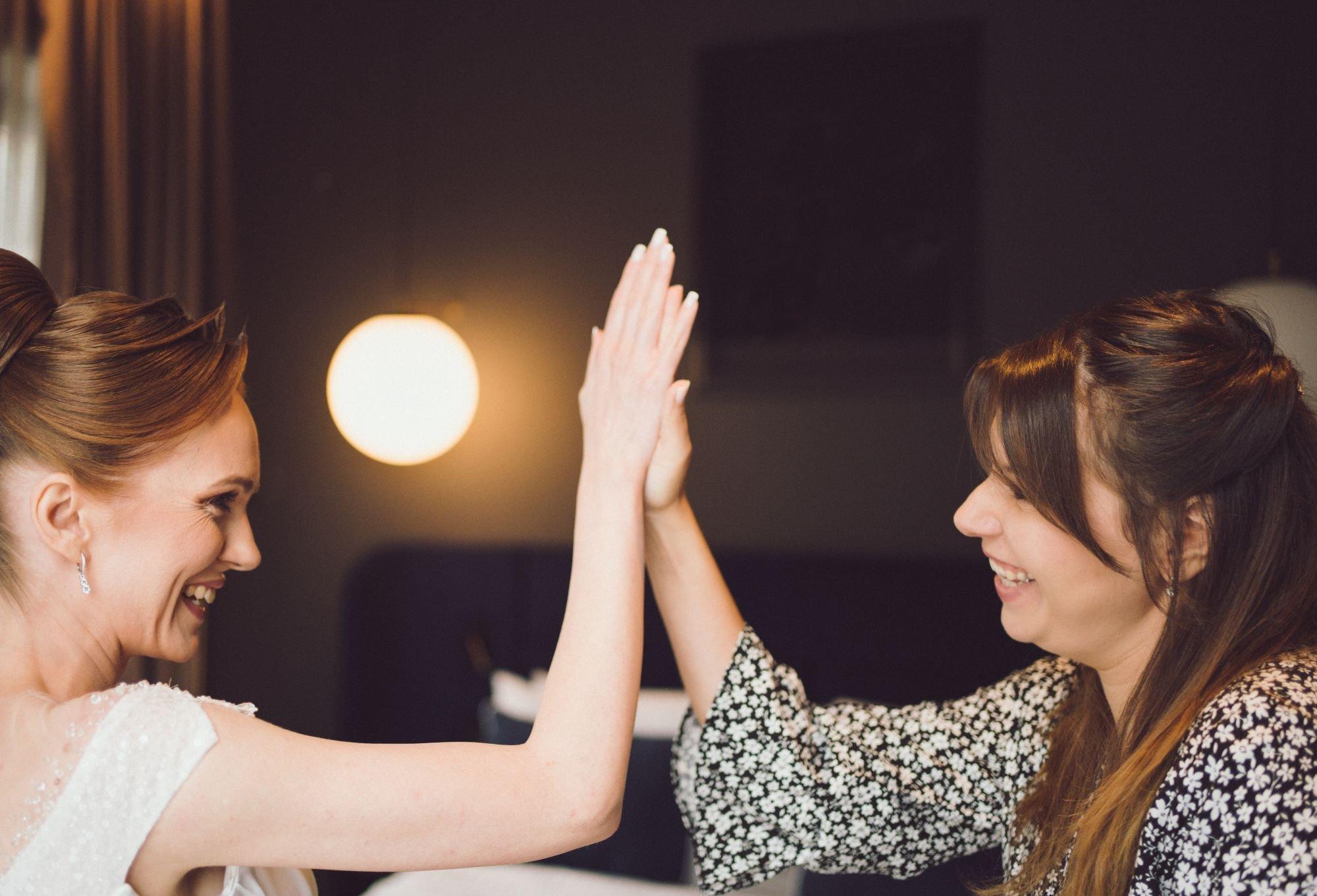 carousel-hero-element image-1