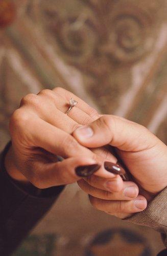 mobile - carousel-hero-element image-1