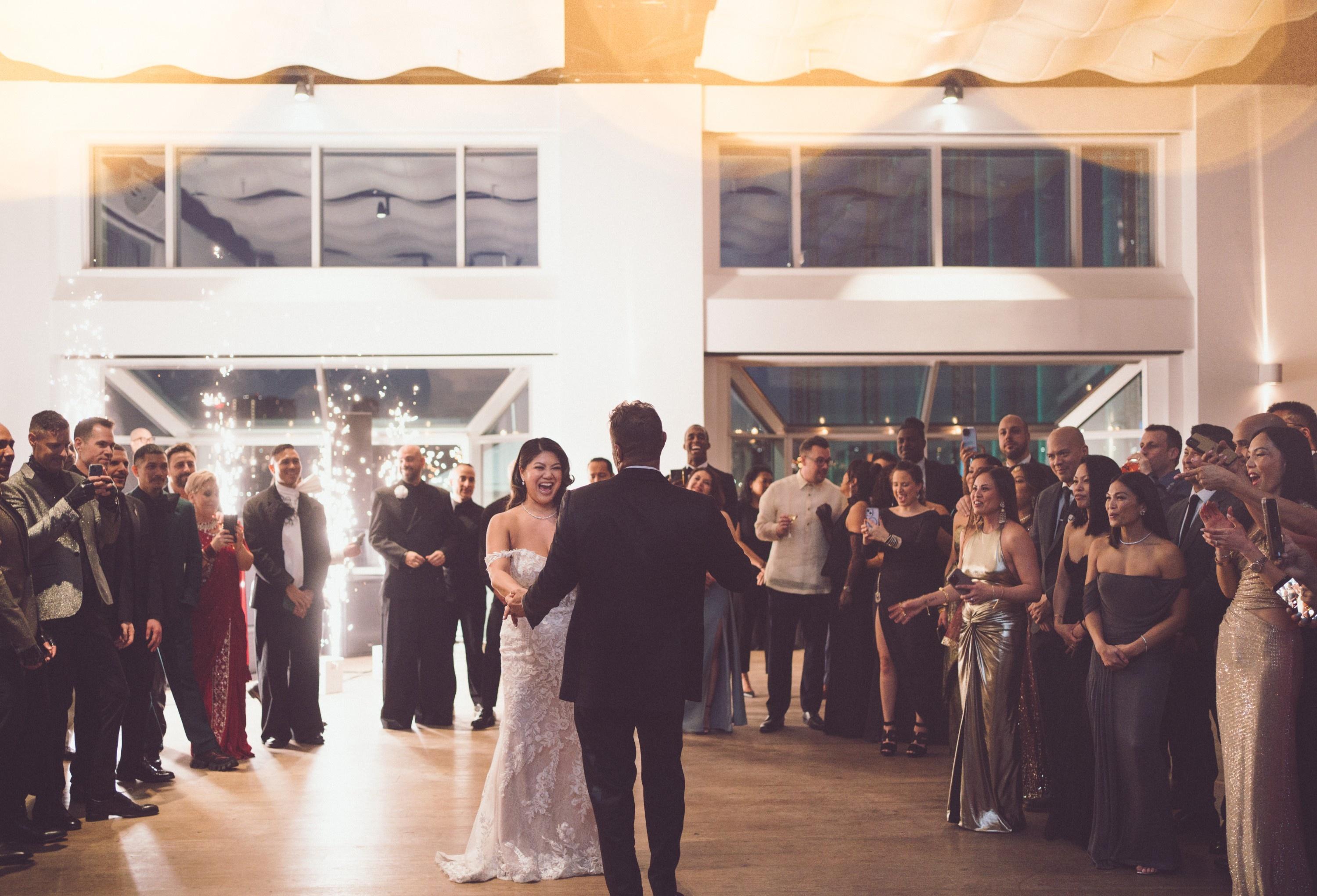 carousel-hero-element image-3