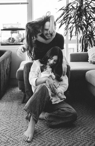 mobile - carousel-hero-element image-2